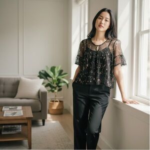 Glance Women’s Small Black Sheer Embroidered Floral Blouse With Black Tank NWOT